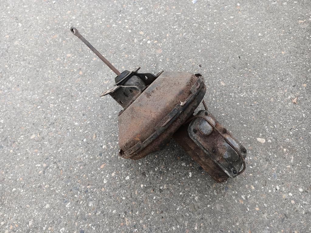 Rembekrachtiger Pontiac Laurentain (1966), Verzenden, Pontiac