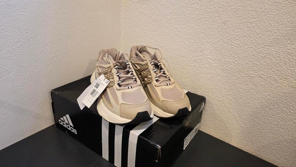 Adidas Adistar XLG 2.0 sneakers - Nieuw (maat 44), Kleding | Heren, Schoenen, Ophalen of Verzenden, Nieuw, Overige kleuren
