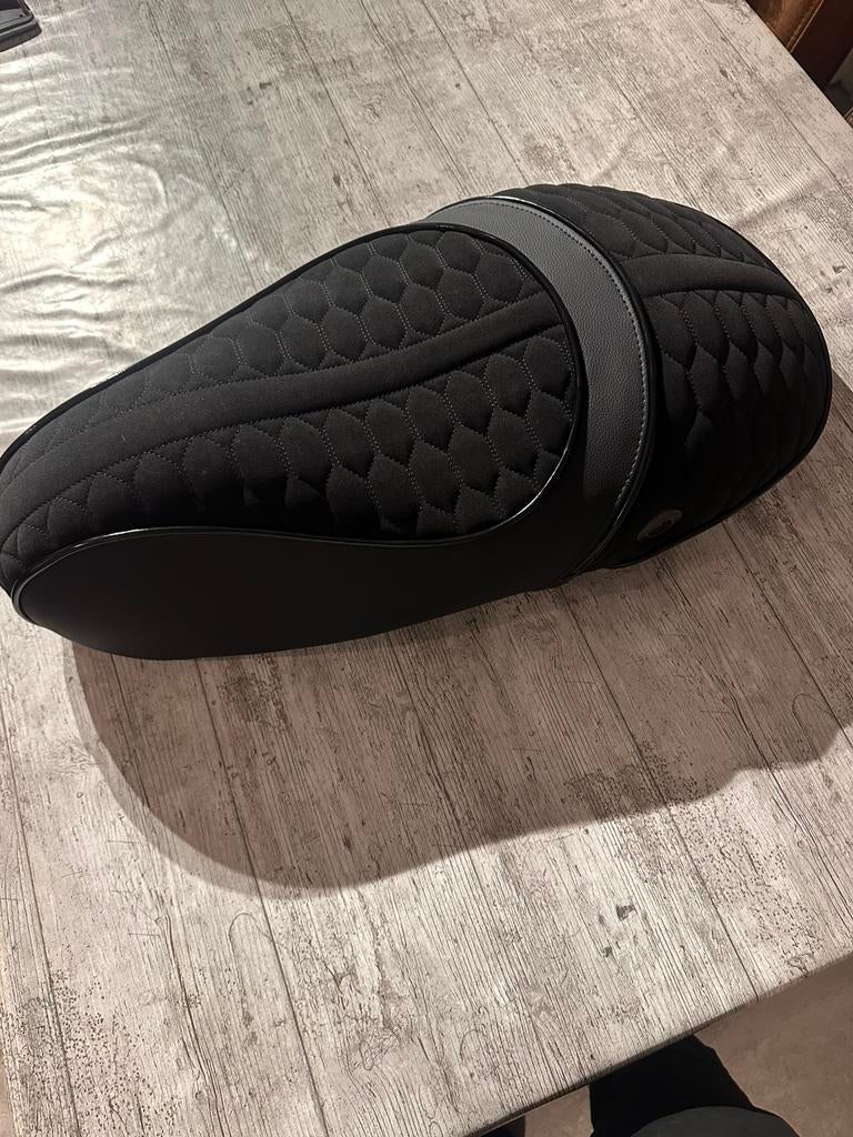 Vespa sprint mono zadel duo seat, Ophalen