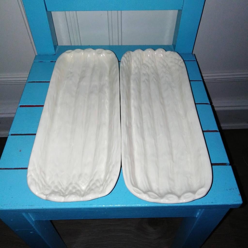 Asperge schaaltjes 2 stuks, Huis en Inrichting, Keuken | Servies, Gebruikt, Ophalen of Verzenden, Schaal of Schalen, Overige stijlen