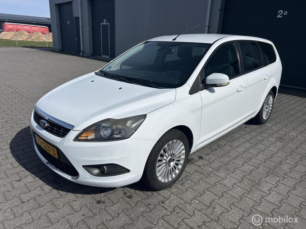 Ford Focus Wagon 1.6 Ghia loopt en rijd goed vaste prijs, Auto's, 1596 cc, Gebruikt, 4 cilinders, Met garantie (alle)