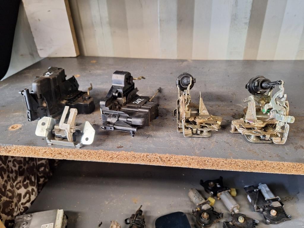 Deursloten Mercedes W202 C-klasse, Ophalen, Gebruikt, Mercedes-Benz, W202