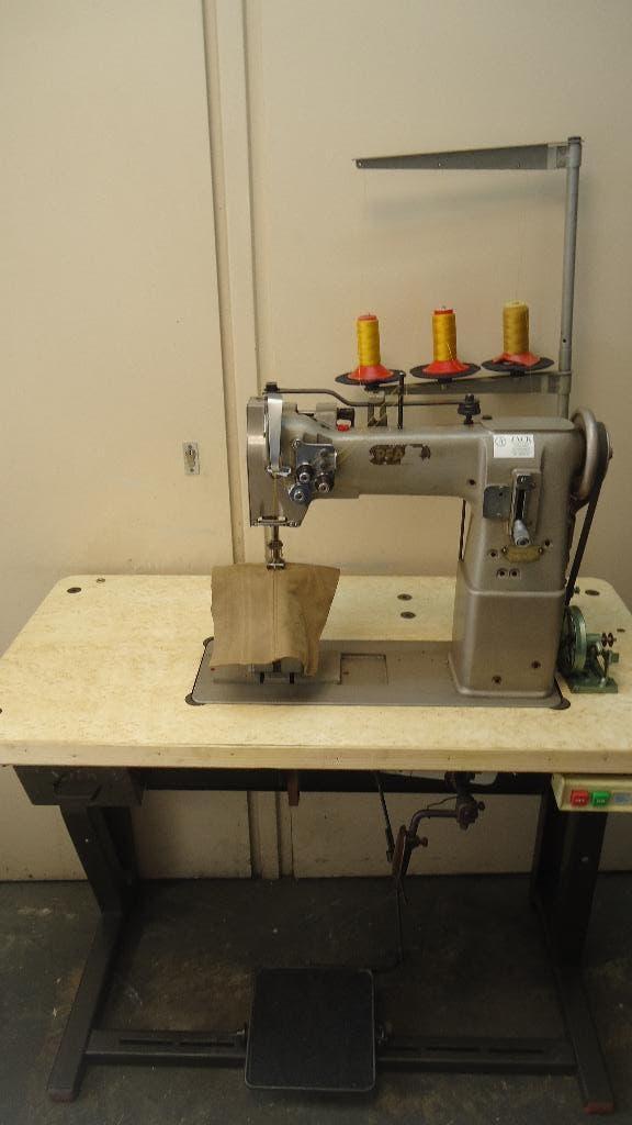 Industrie Pfaff Zuilnaaimachine 2 Naalds 3 Voudig transport, Ophalen of Verzenden, Naaimachine, Industrieel, Gebruikt