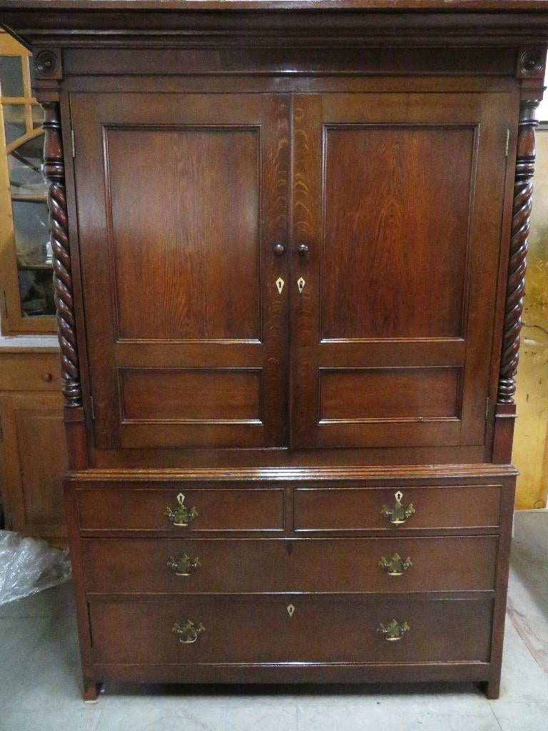 Antieke kasten helaas na verhuizing overtollig geworden, Antiek en Kunst, Ophalen