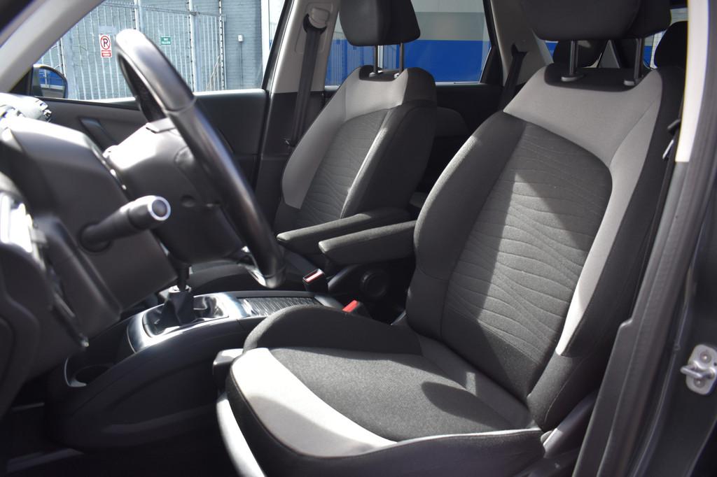 Citroën C4 Picasso PureTech 130 Intensive Navigatie | Airco, Voorwielaandrijving, Stof, Gebruikt, 1199 cc