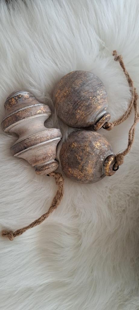 Decoratie ballen en kegel van hout, Ophalen of Verzenden