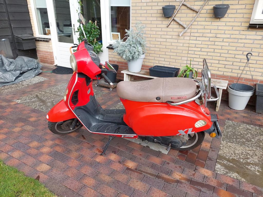 Killerbee scooter – rijdt goed!, Gebruikt, Benzine, Ophalen, Overige merken
