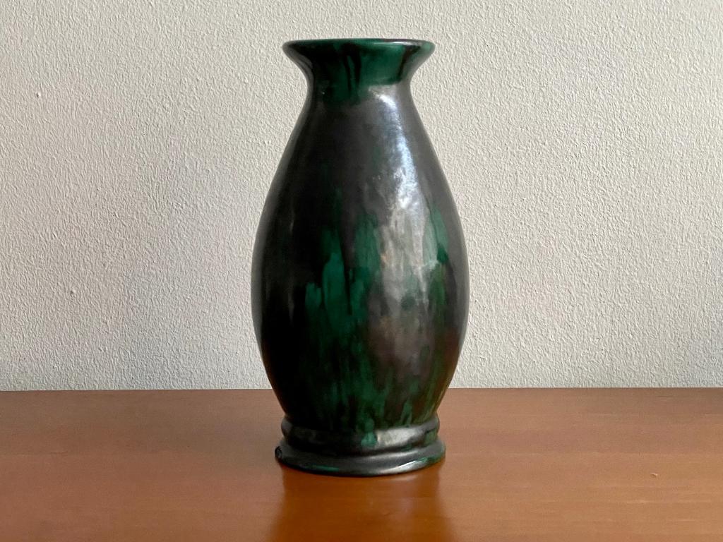 Eskaf, Hildo Krop: vaas mod.155 groenzwart druipglazuur 1920, Antiek en Kunst, Antiek | Vazen, Ophalen of Verzenden