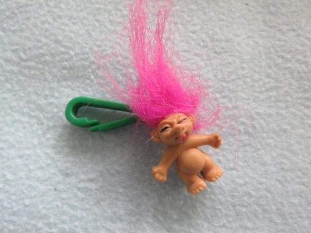 Kleine sleutelhanger met trol met roze haar, Ophalen of Verzenden, Zo goed als nieuw