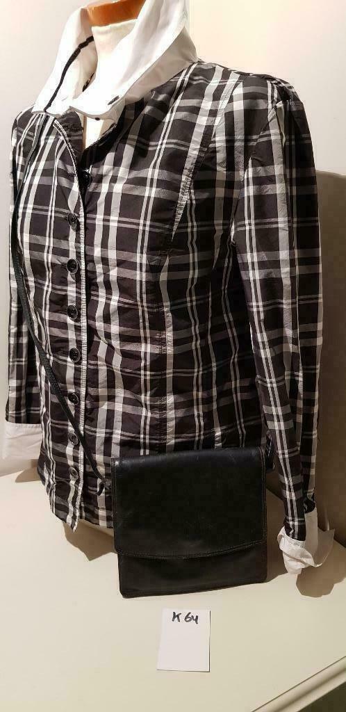 K64 LA MODA zwart lederen schoudertasje / festivaltasje, Sieraden, Tassen en Uiterlijk, Tassen | Damestassen, Gebruikt, Schoudertasje