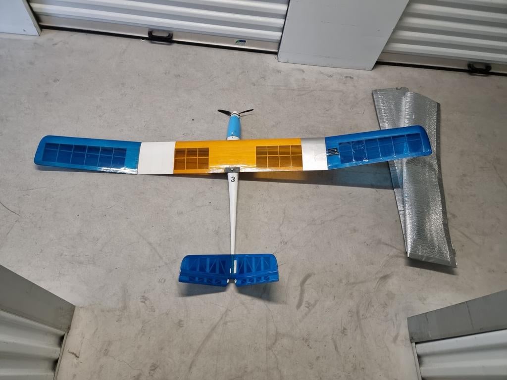 Zweefvliegtuig te koop 180 cm, Hobby en Vrije tijd, Modelbouw | Radiografisch | Vliegtuigen, Gebruikt, Elektro, Ophalen