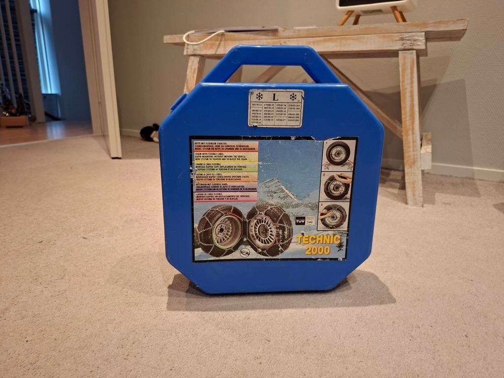 Sneeuwkettingen L. Nooit gebruikt, Ophalen, Zo goed als nieuw