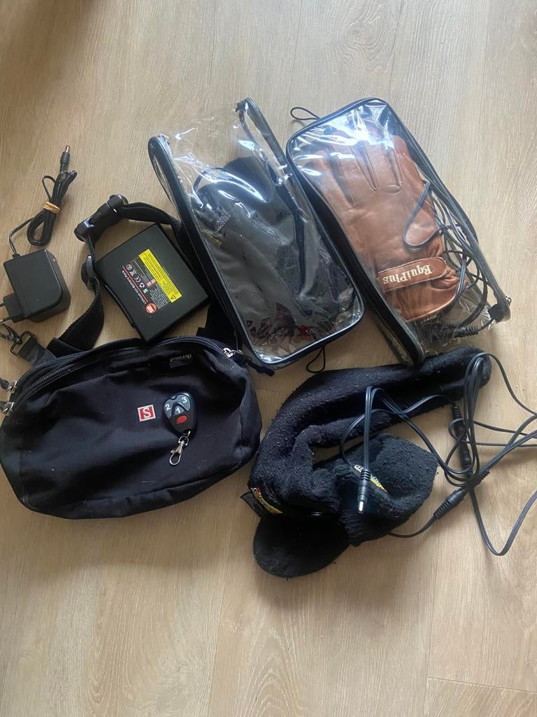 Gerbing verwarmde handschoenen en sokken., Ophalen of Verzenden, Nieuw zonder kaartje, Dames, Handschoenen