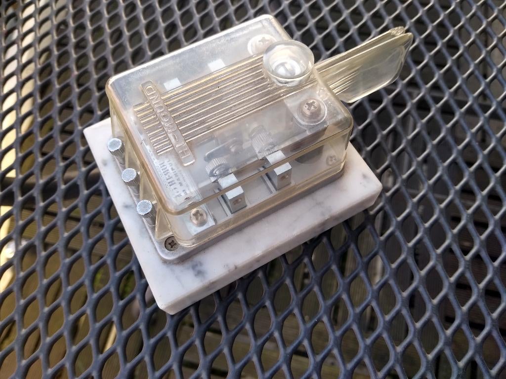 zendamateurs, Ophalen