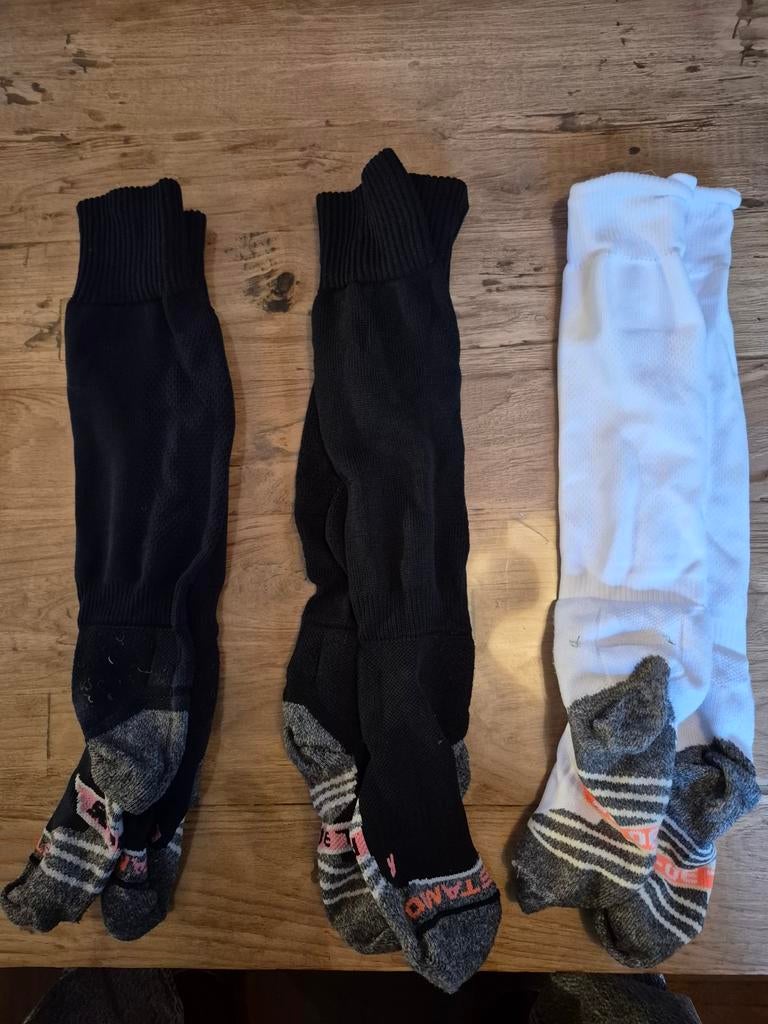 3 paar voetbalsokken maat 30-35, Sport en Fitness, Ophalen of Verzenden, Gebruikt, Overige typen