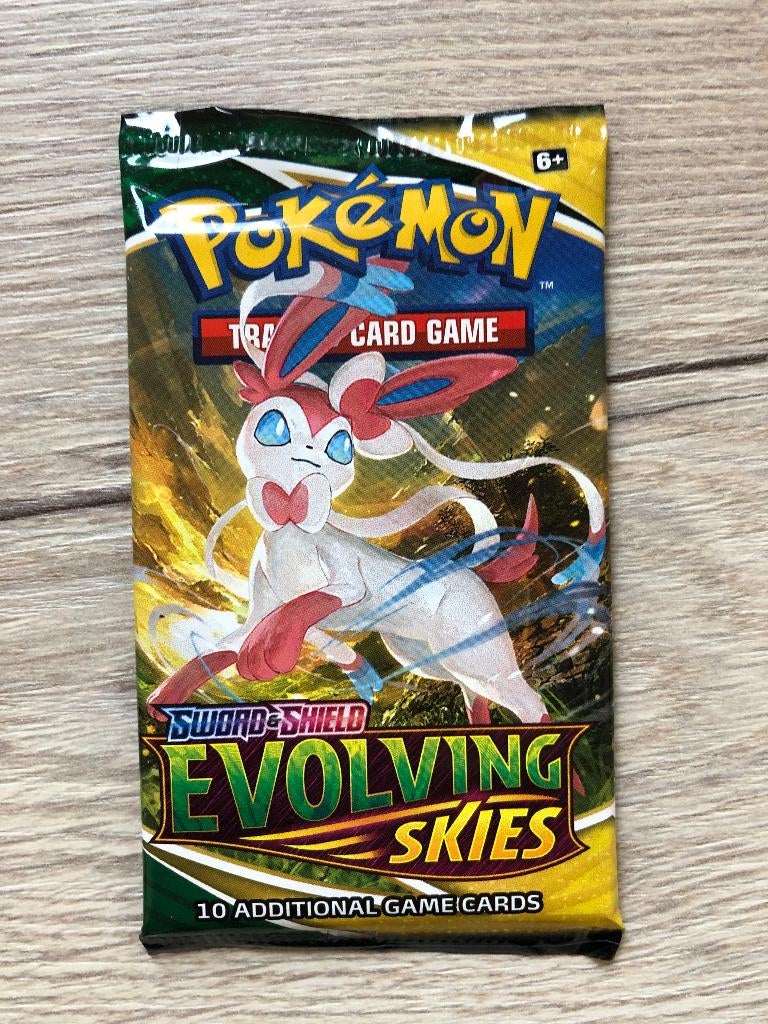 1x booster pack Evolving Skies (Sword & Shield) Pokemon!, Hobby en Vrije tijd, Verzamelkaartspellen | Pokémon, Ophalen of Verzenden