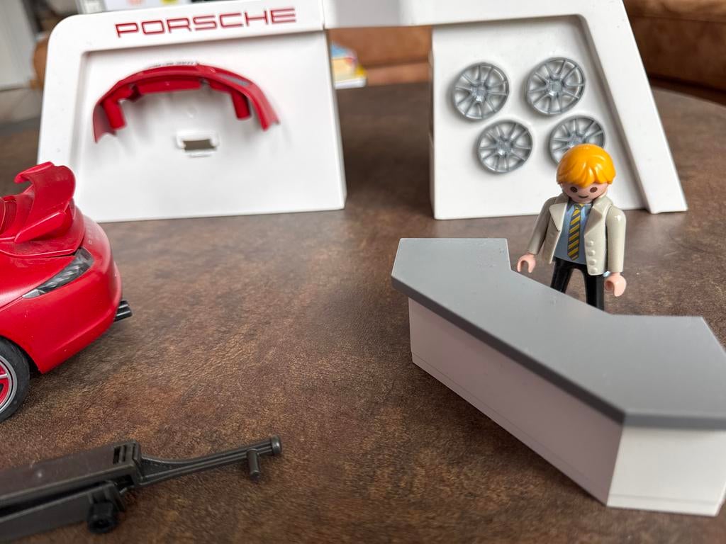 Playmobil Porsche Garage Set - Compleet!, Ophalen of Verzenden, Zo goed als nieuw, Complete set