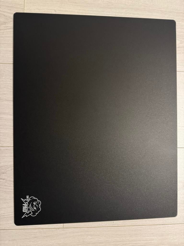 SKYPAD Wallhack SP 003 Gaming Muismat - Nieuwstaat!, Computers en Software, Muismatten, Ophalen, Gaming muismat, Zo goed als nieuw