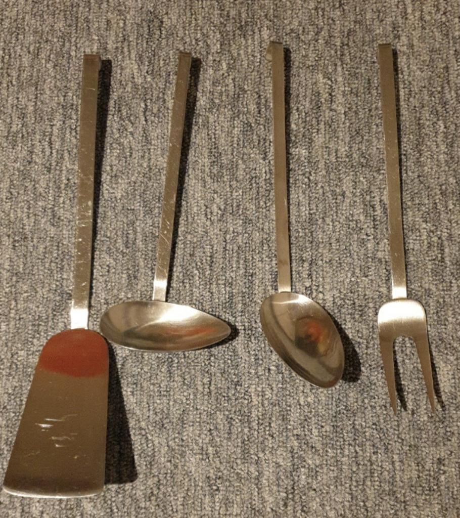 Vintage Lepelrek Set: Vork, Lepels, Omscheplepel, Huis en Inrichting, Keuken | Bestek, Ophalen of Verzenden, Gebruikt, Overige materialen
