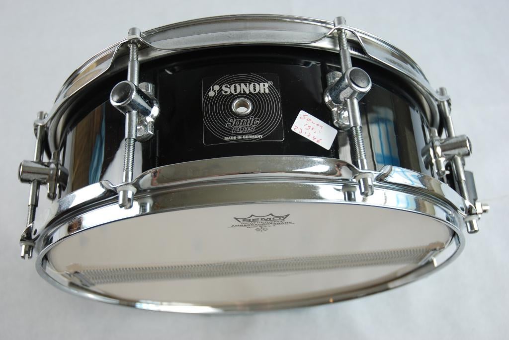 Sonor Sonic plus snaredrum hout met nieuwe vellen 14x4,5inch, Gebruikt, ., Drums of Percussie, Ophalen of Verzenden