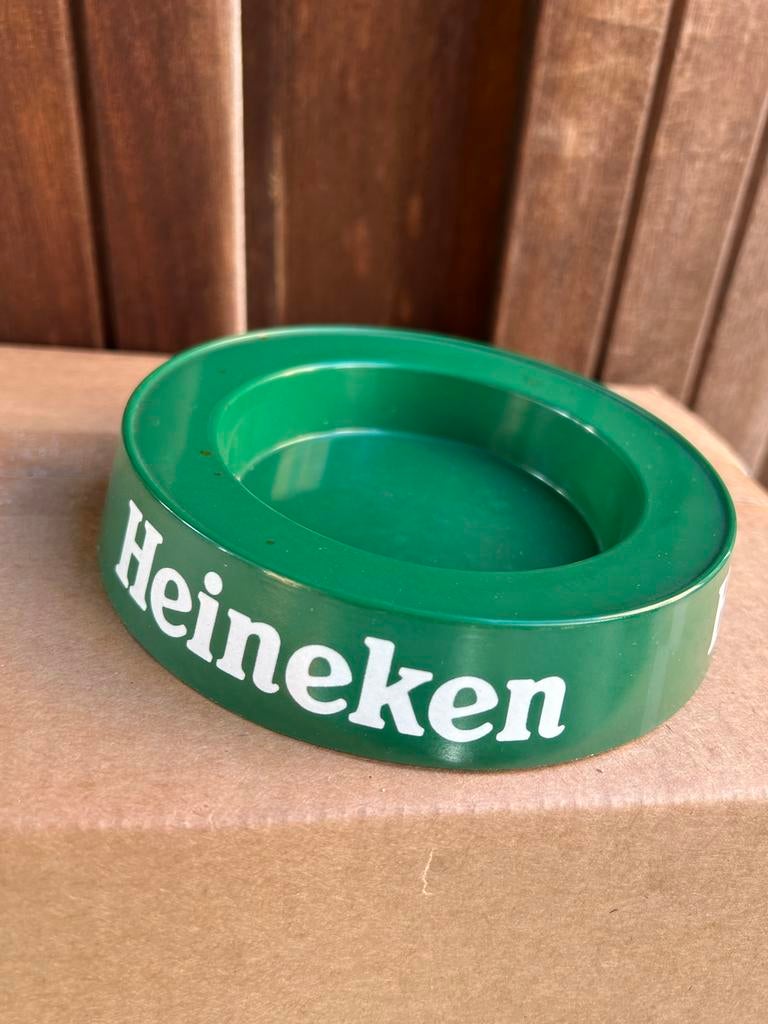 Ronde asbak van Heineken, Ophalen, Zo goed als nieuw, Asbak