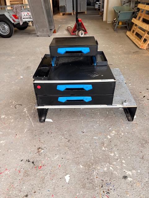 SORTIMO (2491) L98 B86 H67 €399, Ophalen, Zo goed als nieuw