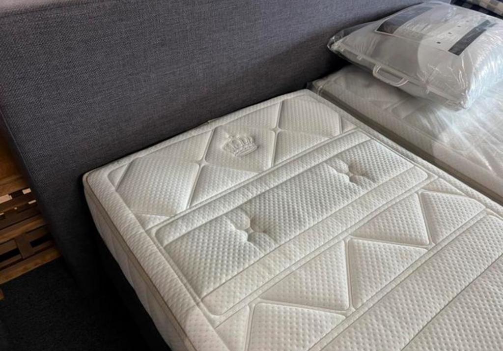 Partij auping matrassen auping sale showroom leegverkoop, Ophalen, 90 cm, Eenpersoons, Nieuw