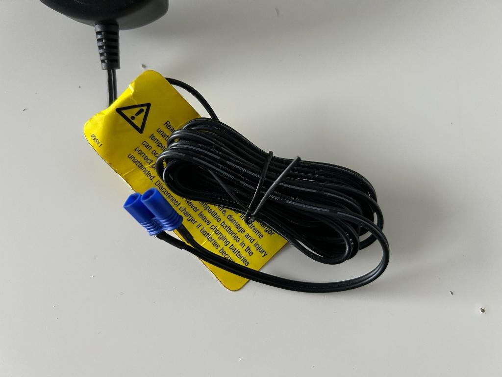 Losi lader nieuw rc modelbouw, Hobby en Vrije tijd, Modelbouw | Radiografisch | Auto's, Ophalen of Verzenden, Nieuw, Overige schalen