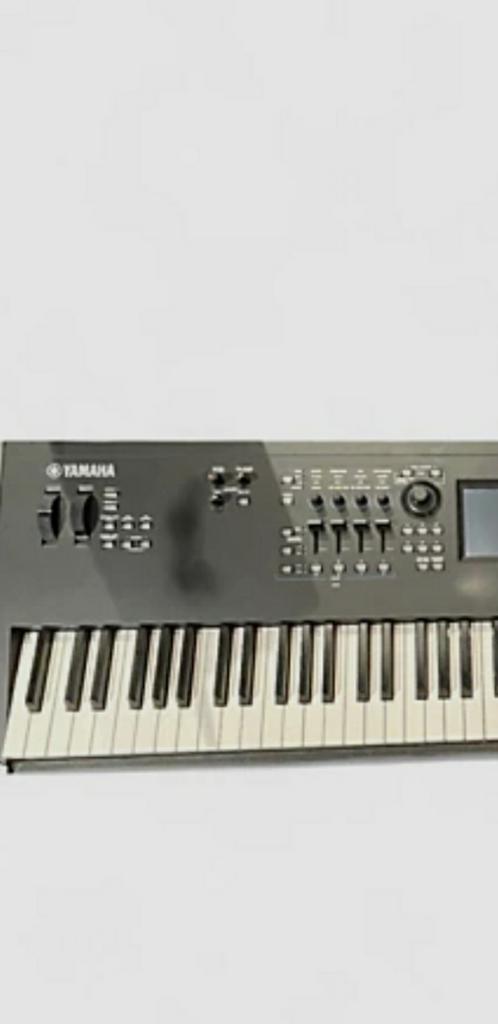 Yamaha modx8, Ophalen of Verzenden, Gebruikt, 61 toetsen, Yamaha