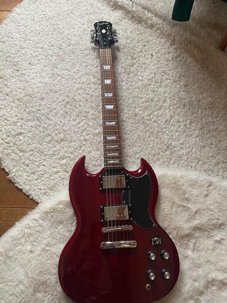 Epiphone SG gitaar, Muziek en Instrumenten, Snaarinstrumenten | Gitaren | Elektrisch, Ophalen, Nieuw, Solid body, Epiphone
