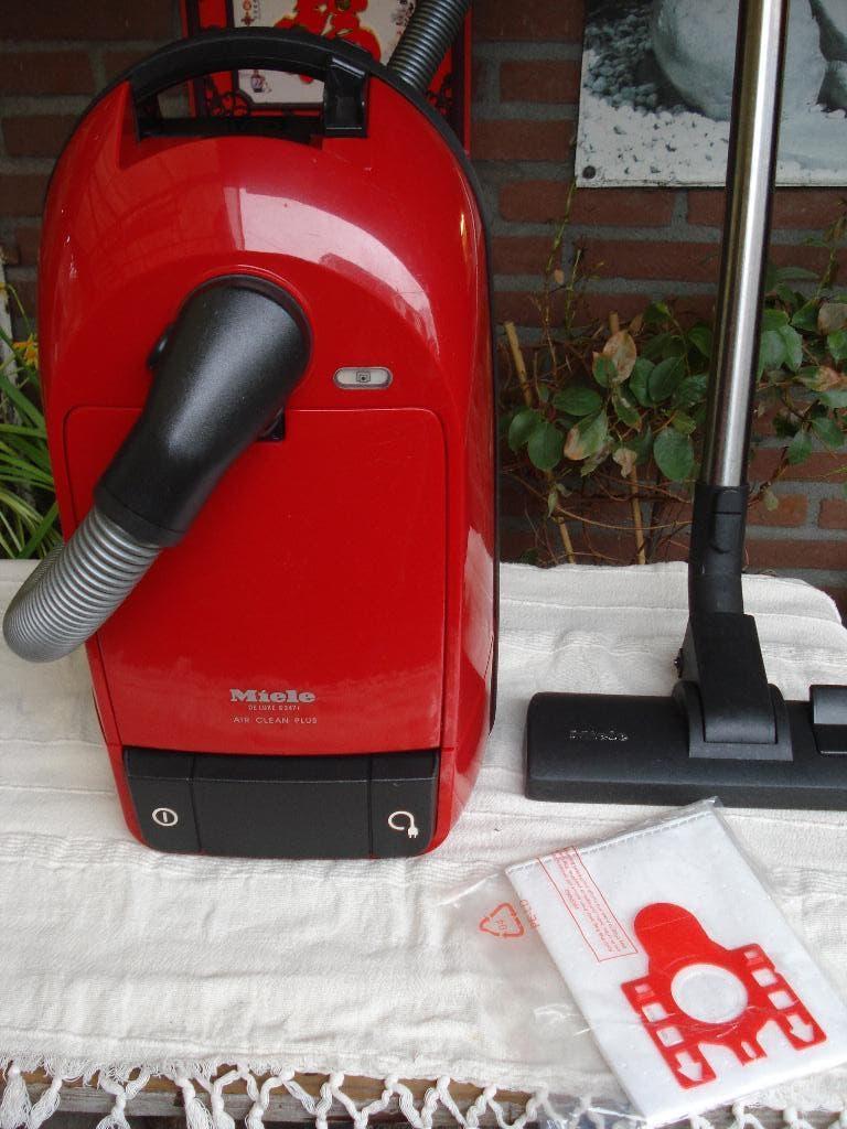 stofzuiger Miele 1400 watt, Witgoed en Apparatuur, Stofzuigers, Ophalen, Gebruikt, Stofzak, 1200 tot 1600 watt