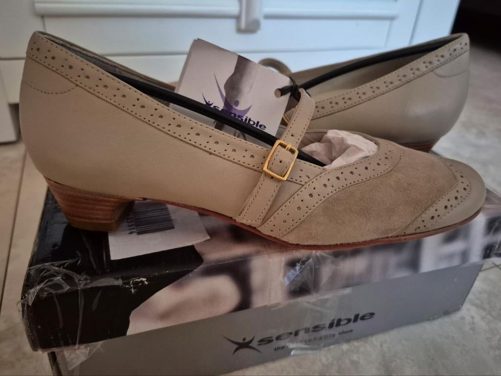 Xsensible schoenen leer Maat 38 NIEUW, Ophalen of Verzenden, Nieuw, Beige, Sneakers of Gympen