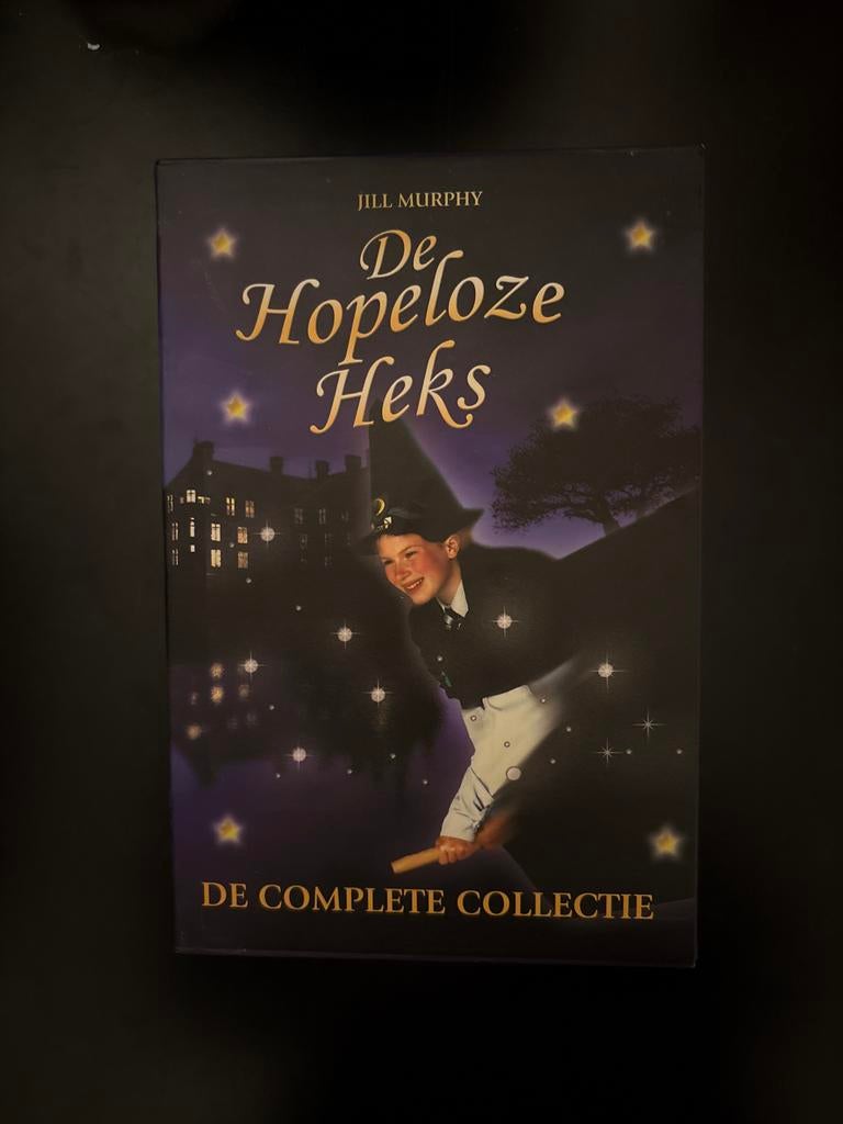 De Hopeloze Heks - Complete Serie in Box - Jill Murphy, Ophalen of Verzenden, Zo goed als nieuw, Fictie algemeen