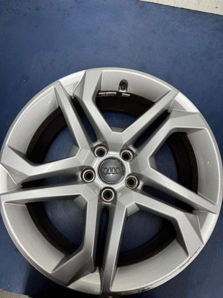 Originele Audi set 18 inch 5x112x66.5 ET39 8J ( Q5 / A4 / A5, 18 inch, Gebruikt, Velg(en), -