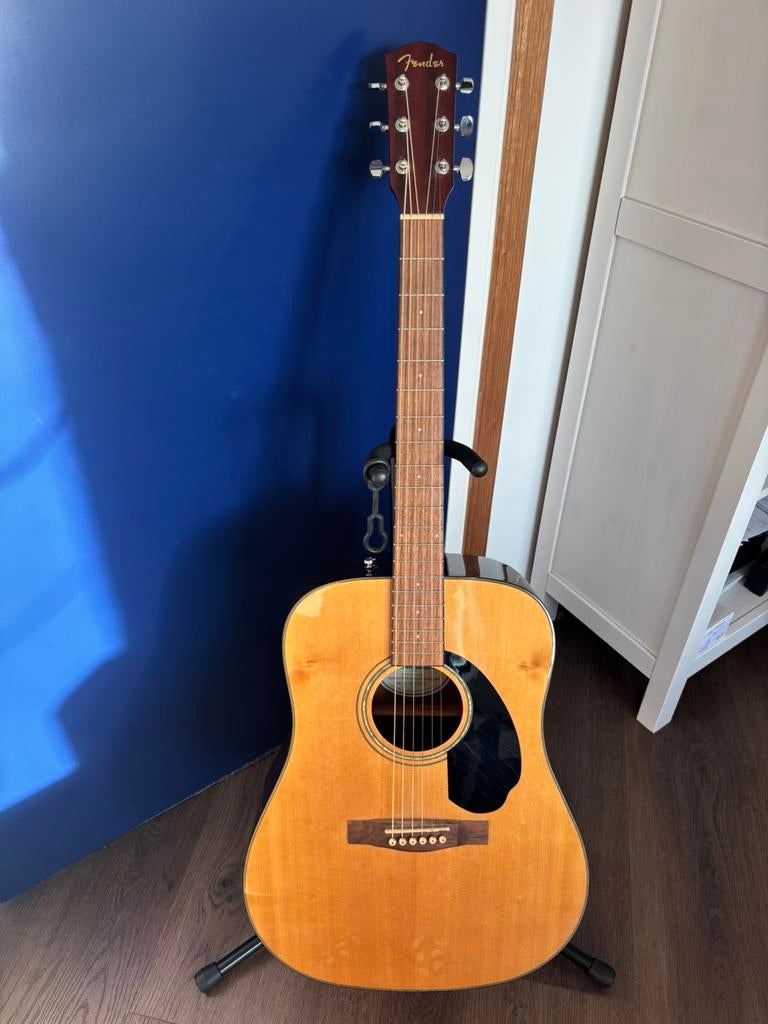 Fender akoestische gitaar, Muziek en Instrumenten, Ophalen of Verzenden, Zo goed als nieuw, Western- of Steelstringgitaar