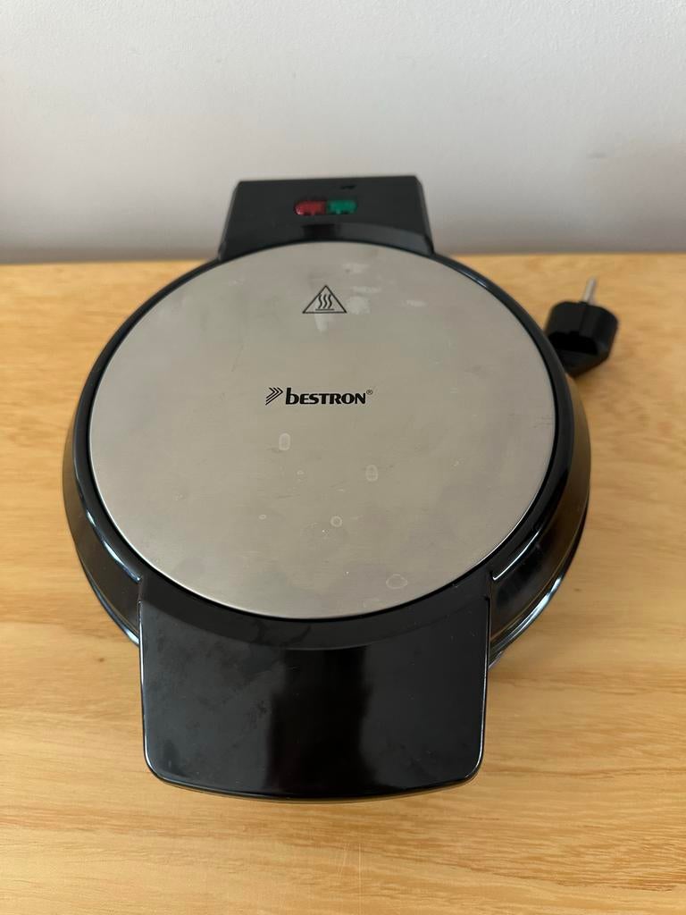 Bestron wafelijzer met hartjesvorm nieuw, Witgoed en Apparatuur, Wafelijzers, Ophalen of Verzenden, Gebruikt