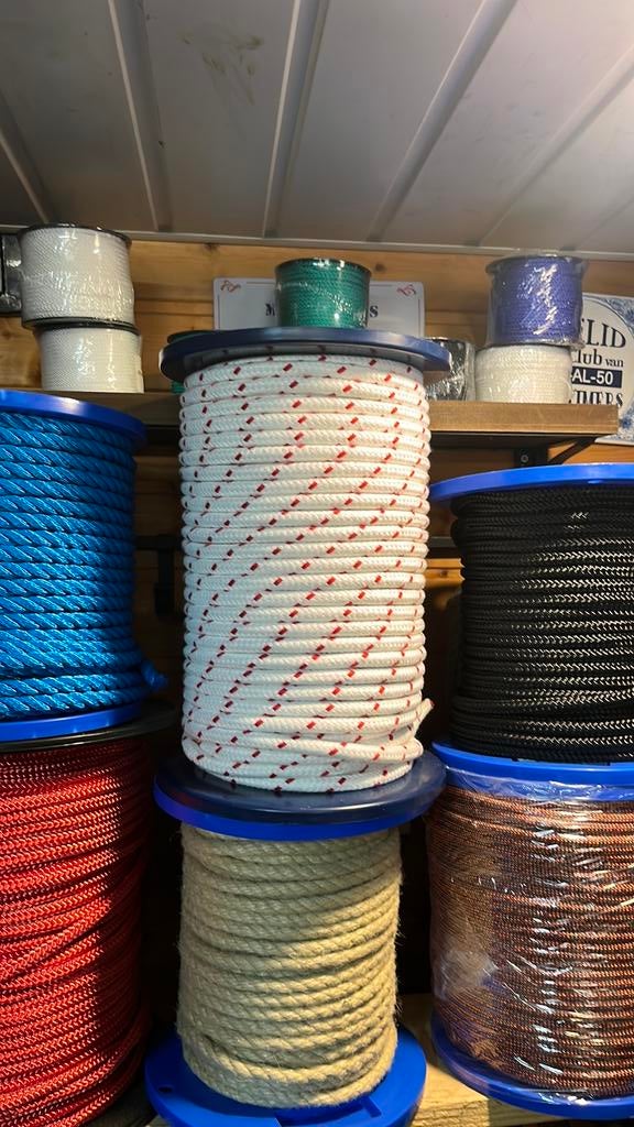 Rol 65 meter 10 mm dik schotentouw, Ophalen of Verzenden, Nieuw, Lijn of Blok