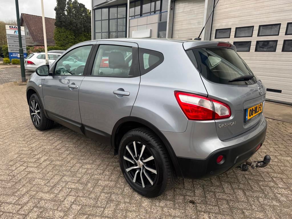 Nissan Qashqai 1.6 Acenta Airco,Trekhaak, Pdc, Voorwielaandrijving, 15 km/l, Gebruikt, 4 cilinders