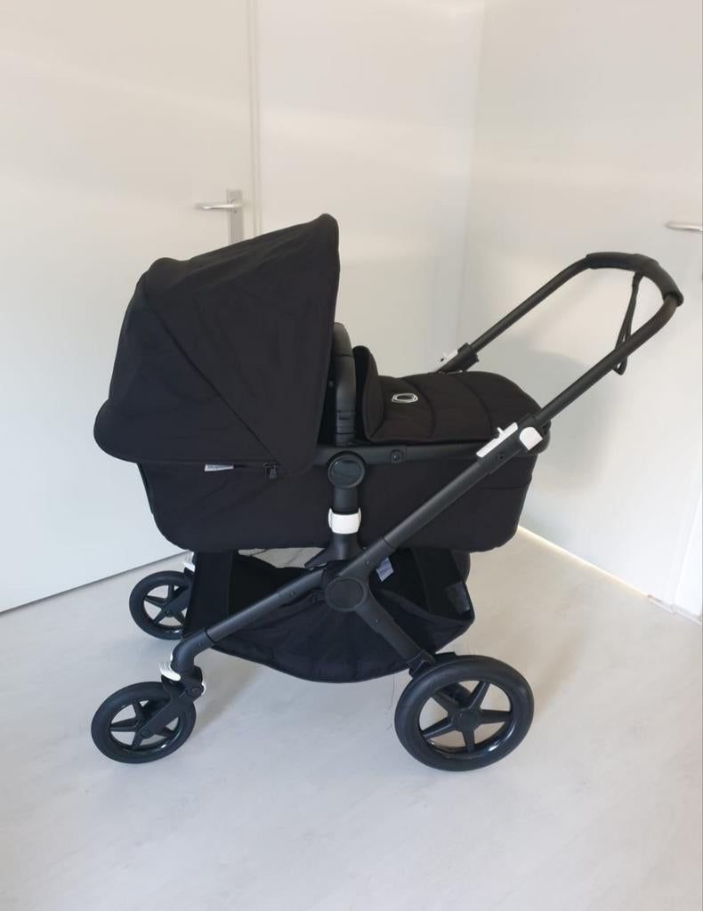 Bugaboo Fox 2 kinderwagen zwart met stoel en wieg, Ophalen, Bugaboo, Met reiswieg