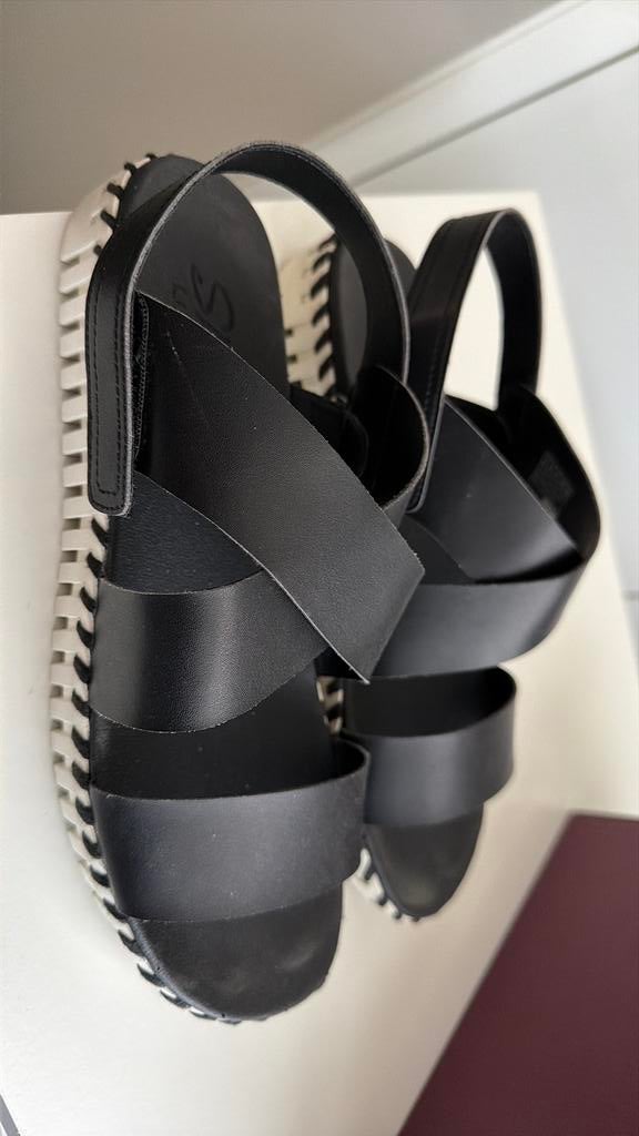 Skechers samdalen maat 41, Ophalen of Verzenden, Zo goed als nieuw, Zwart, Sandalen of Muiltjes