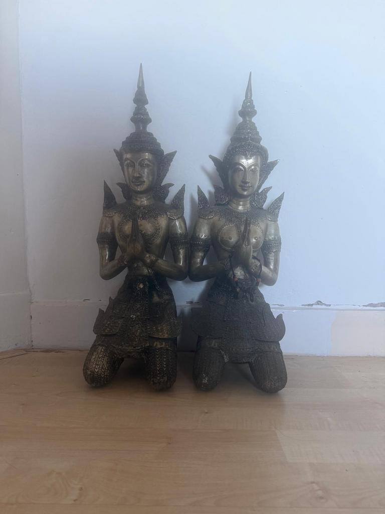 Twee Thaise danseressen/wachters 50 cm, Ophalen of Verzenden, Gebruikt, Mens