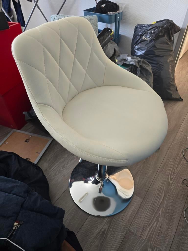 Kruk, 1 kruk, Ophalen, Zo goed als nieuw, 60 tot 90 cm