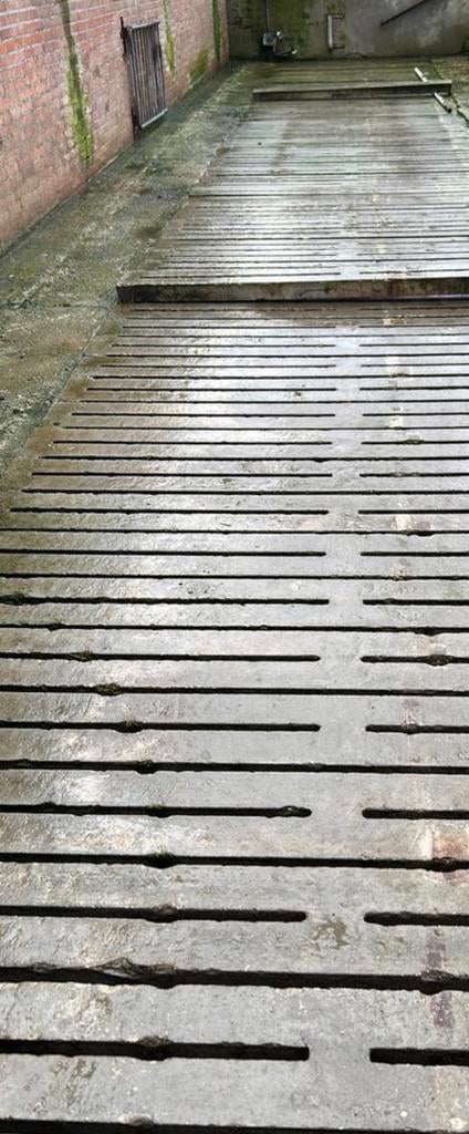 Gratis! Betonroosters 120 stuks - 225x24x9, Ophalen of Verzenden, Gebruikt, Beton