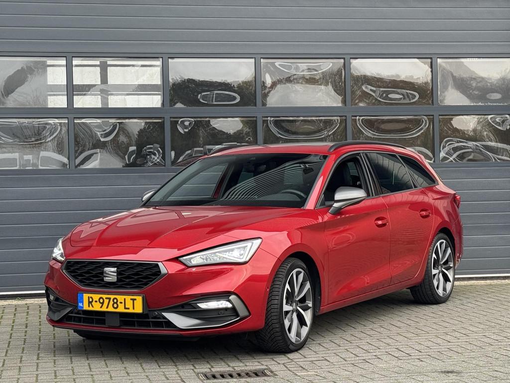 SEAT LEON SPORTSTOURER 1.5 TSI FR BUSINESS INTENSE I SCHUIFD, Auto's, Voorwielaandrijving, 4 cilinders, Leon, Adaptive Cruise Control
