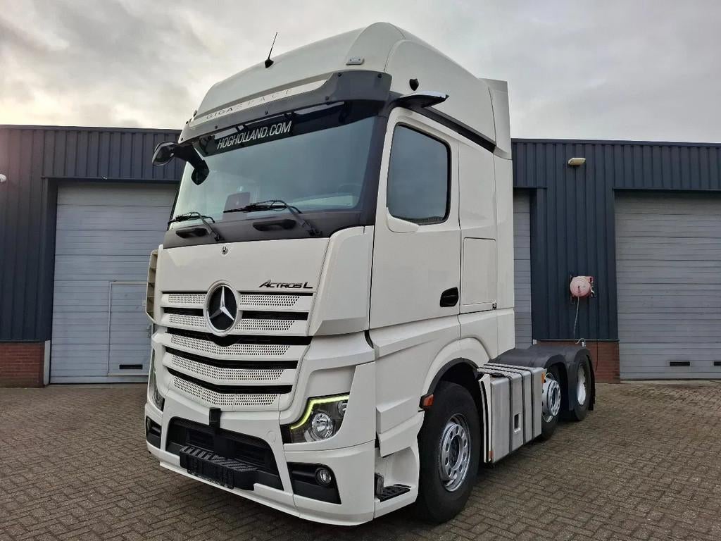 Mercedes-Benz Actros 2545 GIGASPACE 6X2 90007 (bj 2022), Automaat, Euro 6, Wit, Mercedes-Benz