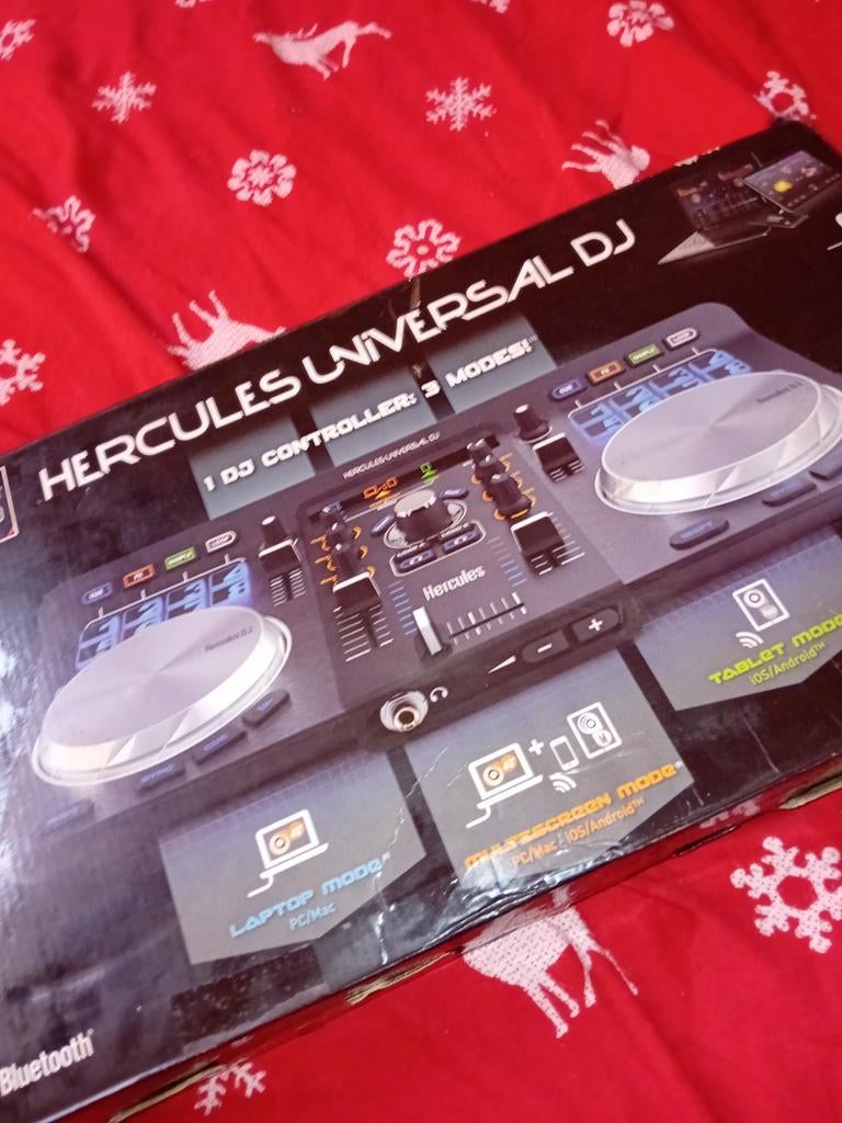 Hercules Universal DJ, Muziek en Instrumenten, Dj-sets en Draaitafels, Ophalen of Verzenden, Zo goed als nieuw, Overige merken