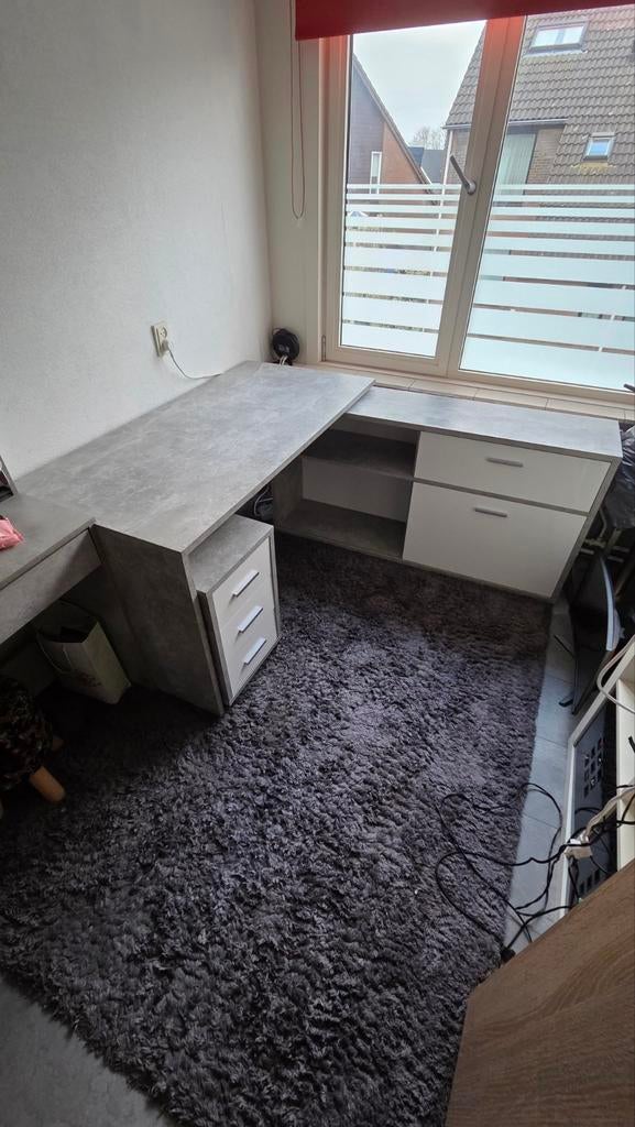 Modern Hoekbureau Betonlook met Verrijdbaar Kastje, Huis en Inrichting, Bureaus, Ophalen, Gebruikt, Met lades, Spaanplaat of MDF