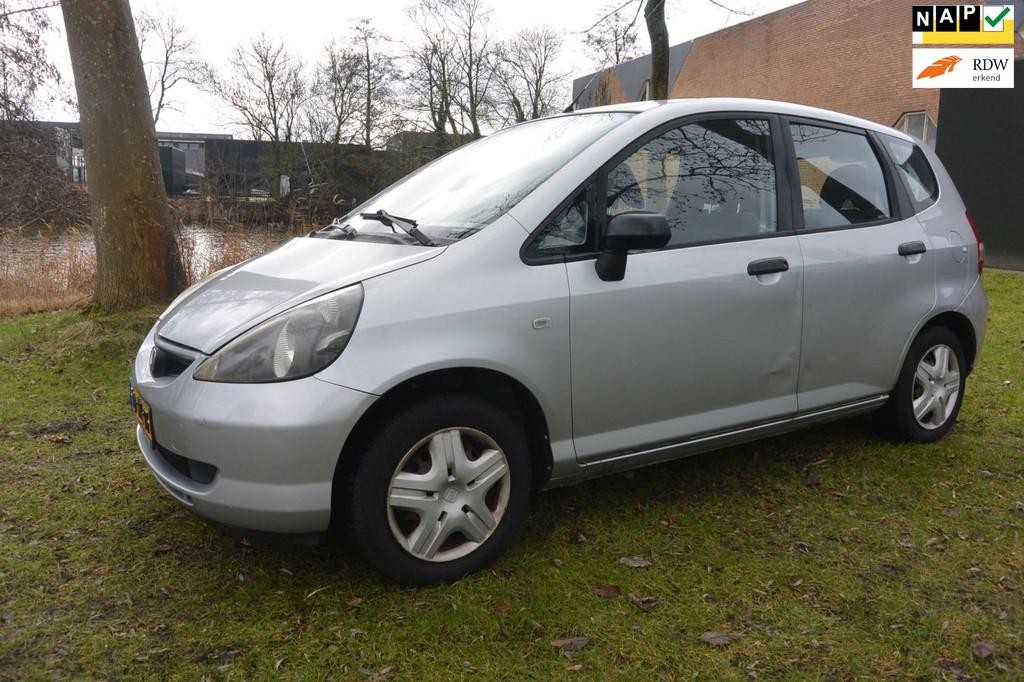Honda Jazz 1.2 S/zeer zuinig/zeer betrouwbaar/nieuwe apk, Voorwielaandrijving, 4 cilinders, Origineel Nederlands, Bedrijf