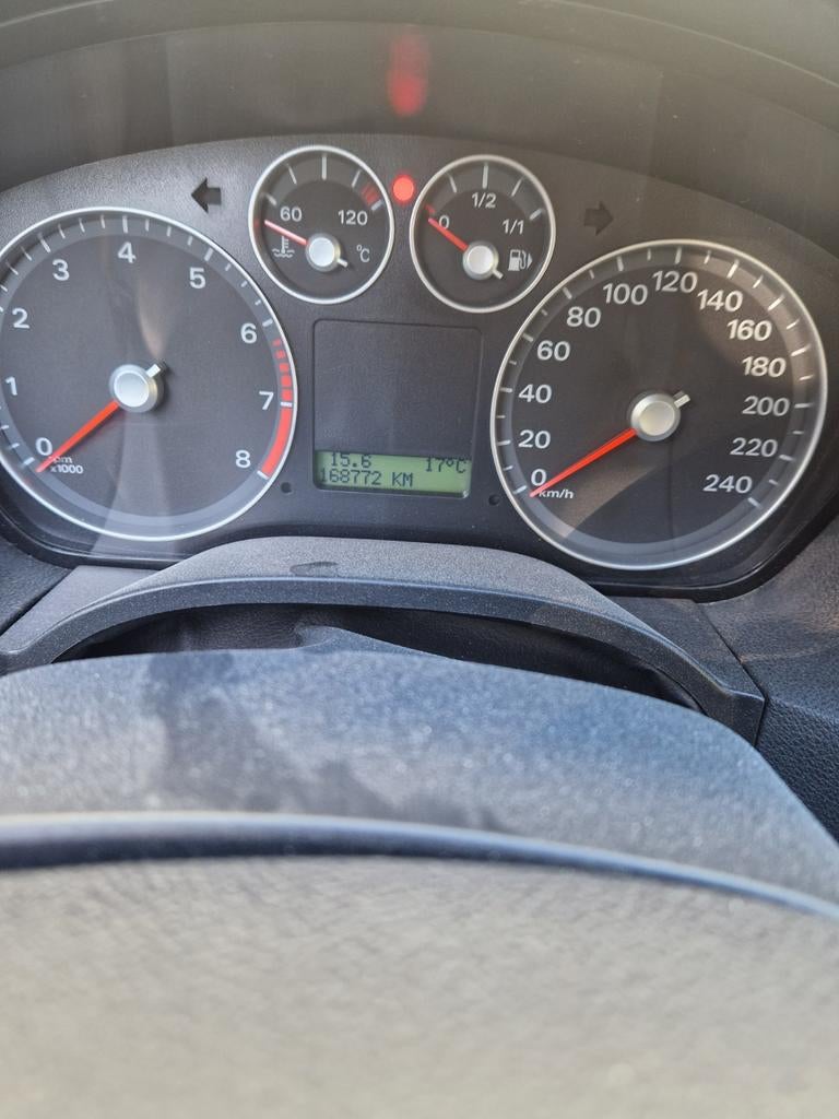 Ford focus kleur grijs blauw metallic, Auto's, Particulier, Te koop