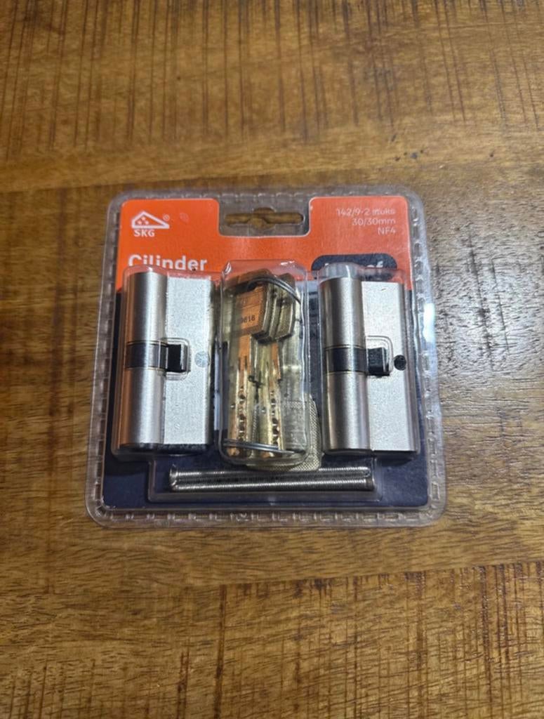 Nemef  cilinder sloten, Doe-het-zelf en Verbouw, Hang- en Sluitwerk, Ophalen of Verzenden, Zo goed als nieuw, Rvs, Slot